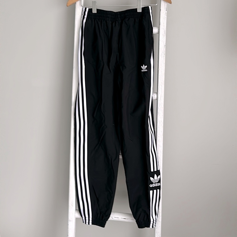 Adidas joggers size XS